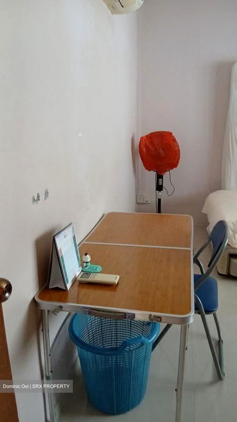 Blk 241 Bukit Batok East Avenue 5 (Bukit Batok), HDB 4 Rooms #627475371